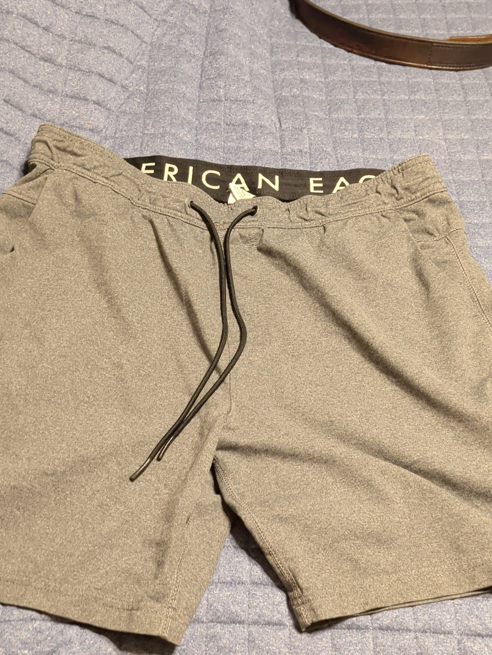 American Eagle Outfitters Men's Heather Gray Athletic Drawstring Shorts